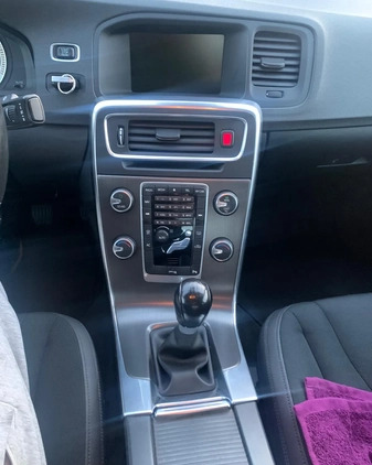 Volvo S60 cena 30000 przebieg: 195000, rok produkcji 2011 z Strumień małe 277